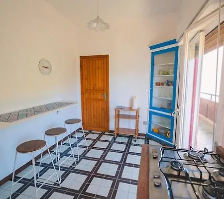 La Finestra Sul Mare Di Fiorella Holiday home *